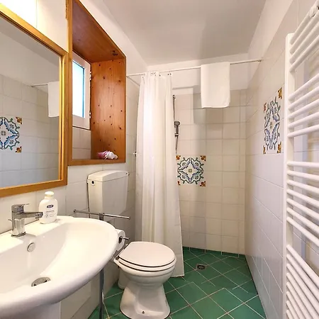 Tenuta Acton Di Leporano *